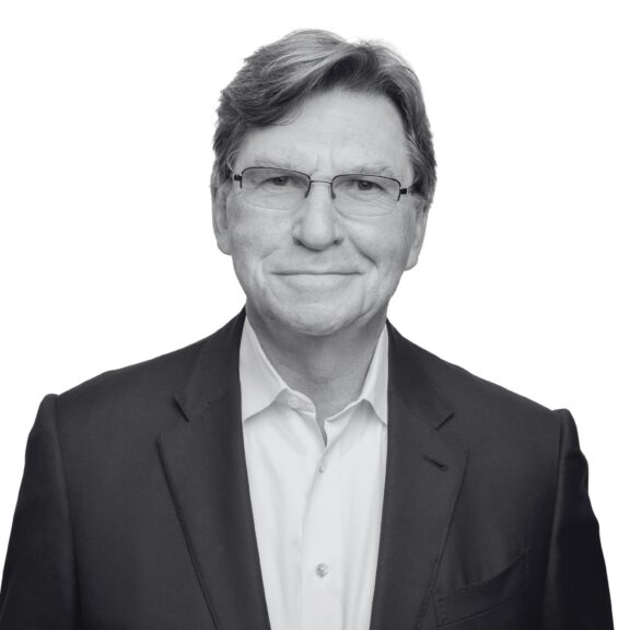 Photo of Chris Cahill, Advisor to the CEO